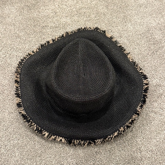 Eric Javits Mykonos Contrast Fringe Fedora Hat Black Woven EUC main image 6